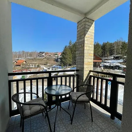 Zlatiborski Konaci-apartman Maletic * Zlatibor