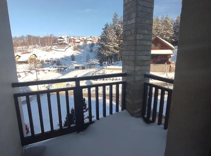 Zlatiborski Konaci-apartman Maletic * 兹拉蒂博尔