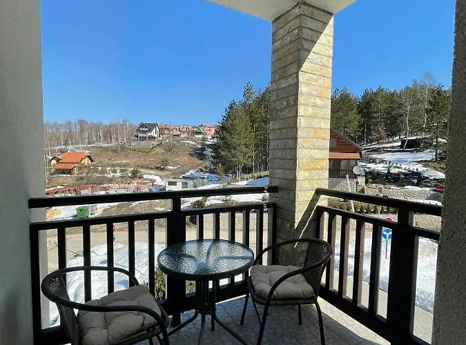 Zlatiborski Konaci-apartman Maletic * 兹拉蒂博尔